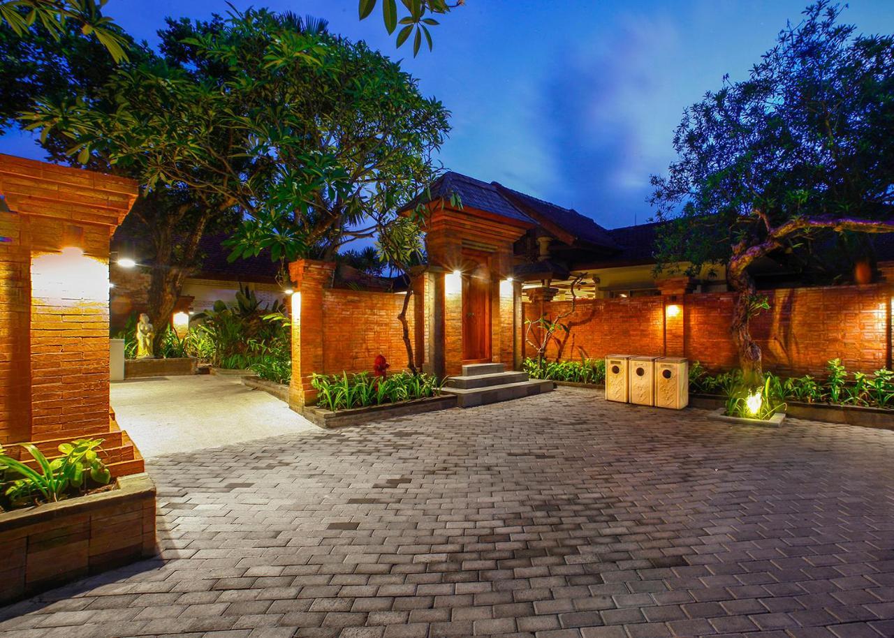 Kuta Seaview Boutique 4*