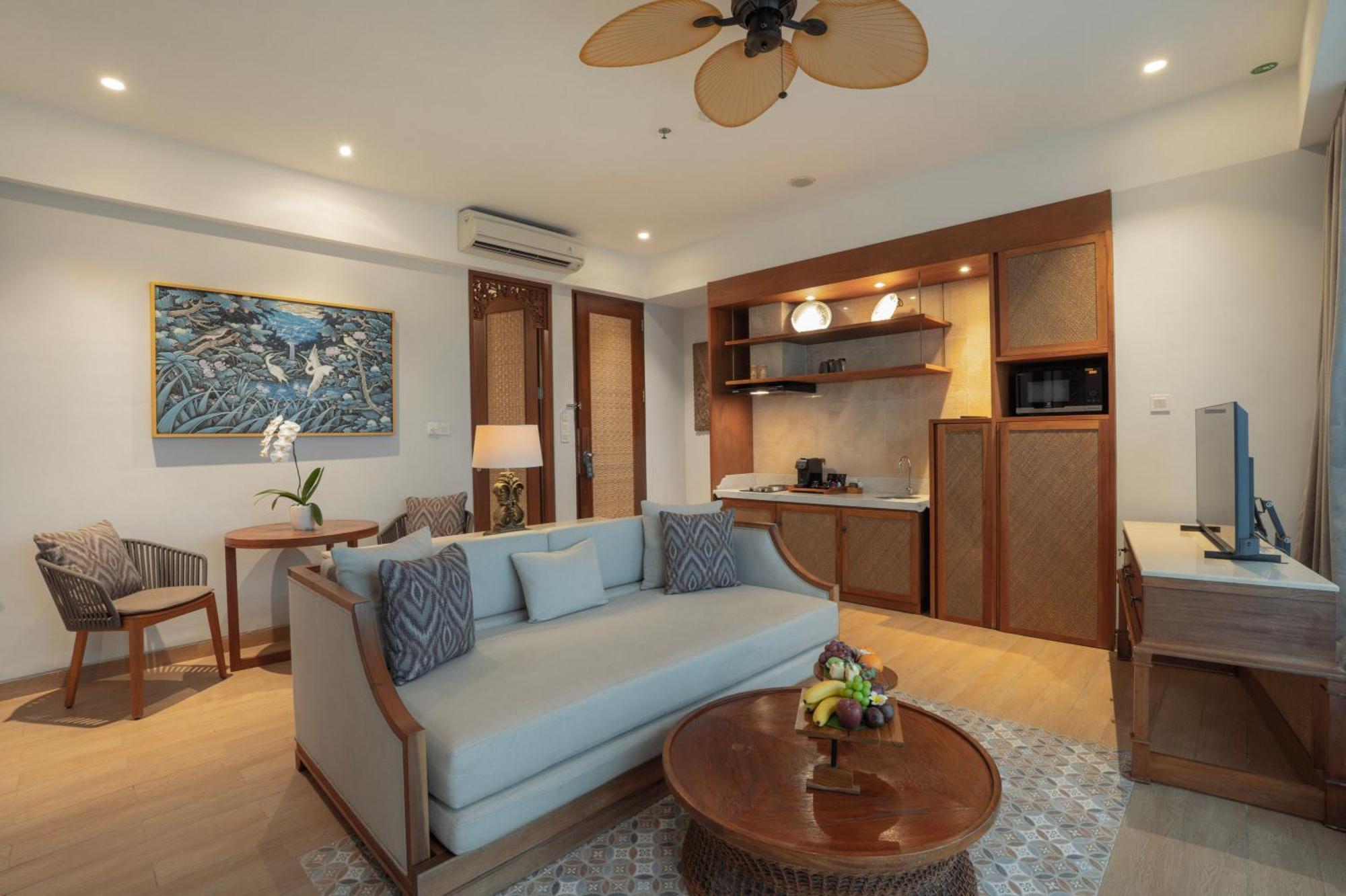 Kuta Seaview Boutique