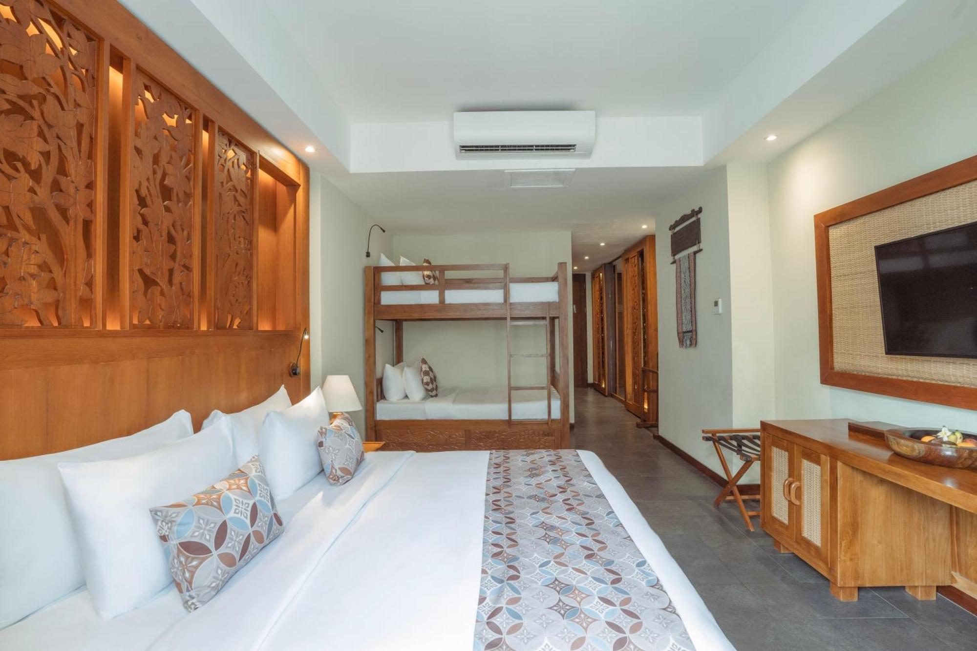 Kuta Seaview Boutique 4*